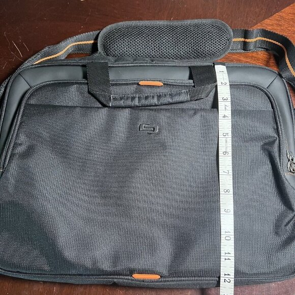 Solo Black Padded Laptop Computer Carrying Case Bag Tote Zippered Pockets - Picture 14 of 14